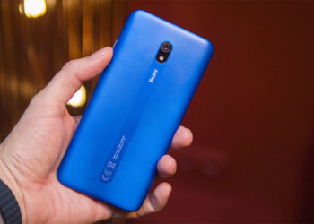 Владельцы Redmi 8A в России наконец получают MIUI 12