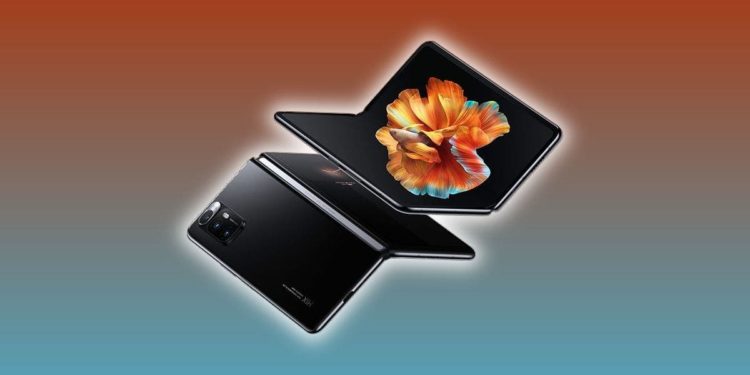 Mi Mix Fold распродан за несколько секунд