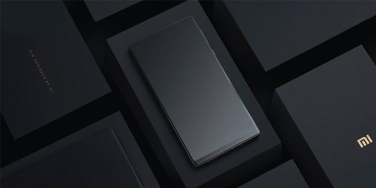 Складной смартфон Xiaomi могут представить вместе с Mi 11 Pro