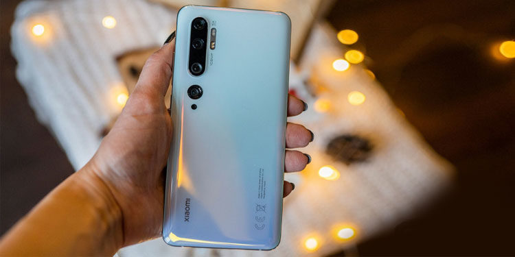 Владельцы Xiaomi Mi Note 10 в России дождались Android 11