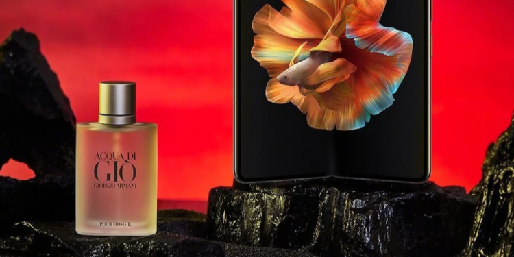 Специальный выпуск «Armani» Xiaomi Mi Mix Fold