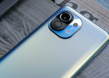 Что нам ждать от "старшего" флагмана Xiaomi Mi 11 Pro?