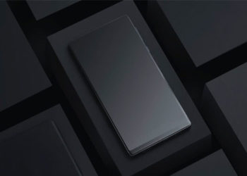 Складной смартфон Xiaomi могут представить вместе с Mi 11 Pro