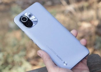 У Xiaomi Mi 11 серьезные проблемы с отводом тепла