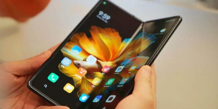 Xiaomi Mi Mix Fold выйдет на мировой рынок и мы уже знаем его цену
