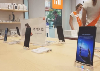 Он заплатит Xiaomi компенсацию за то, что плохо отзывался о ее смартфонах